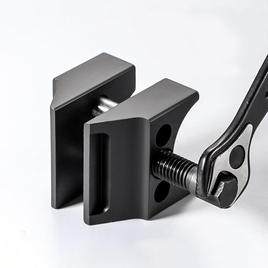 TeräsIrrotin Pro – Irrota jumittuneet osat nopeasti ja turvallisesti